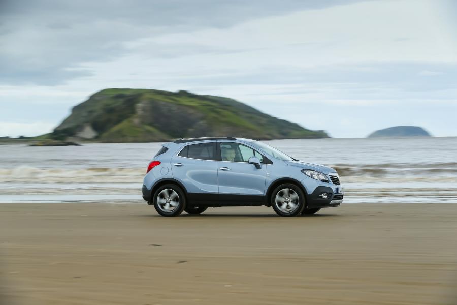  Vauxhall Mokka 2012 года  (фото 105 из 365)